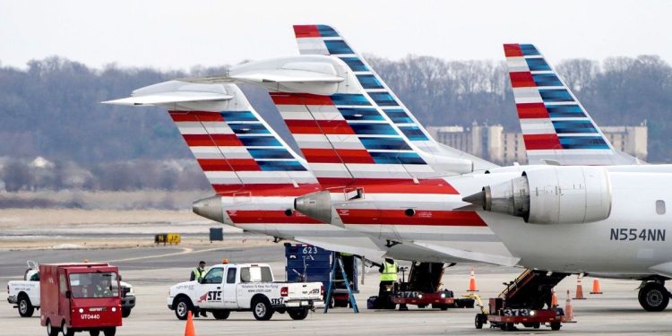 Accidente en EEUU: dos aviones de American Airlines chocaron en tierra en Washington