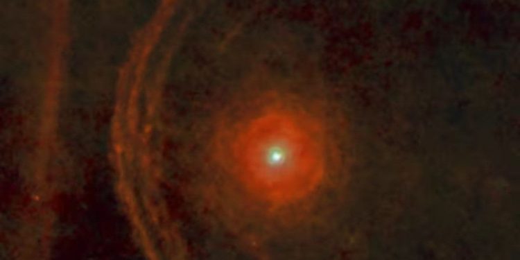 Científicos temen que la explosión de una estrella afecte a la Tierra: cuándo sería y qué podría pasar