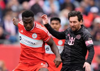 Con tres travesaños de Messi el Inter Miami no pasó del empate en Chicago