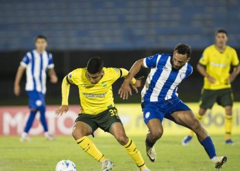 Defensa y Justicia arrancó en la Sudamericana con un empate en Uruguay
