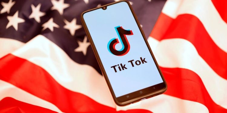 Donald Trump le da un respiro a TikTok: 75 días más para evitar su prohibición en EEUU