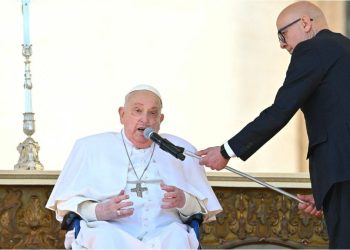 El papa Francisco reapareció en el Domingo de Ramos y pidió rezar por los más necesitados