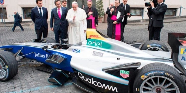 El presidente de la FIA envió sus condolencias a los argentinos por la muerte del Papa a través del ACA