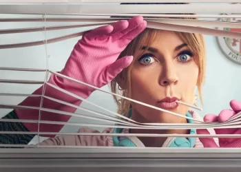 Esta serie redefine el género policial al mezclarlo con la comedia y ya es un imperdible de Disney+