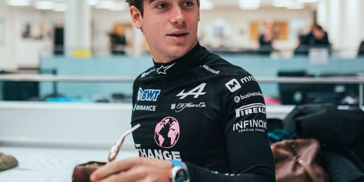 Franco Colapinto respondió preguntas de sus fanáticos a la espera del Gran Permio de Japón