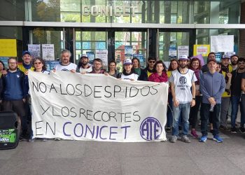 La comunidad científica también se movilizó: denuncian que ya se perdieron 1300 puestos de trabajo en el Conicet