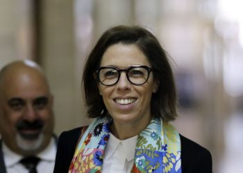 Laura Alonso cruzó a Manuel Adorni tras las críticas al PRO: “Sonás bastante soberbio”
