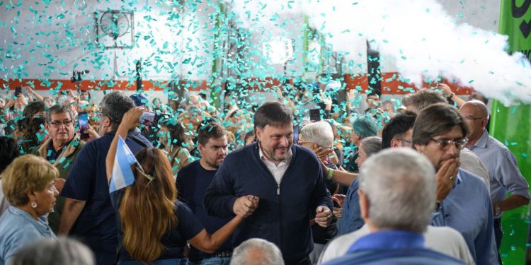 Leandro Santoro lanzó la campaña: “La Argentina y la Ciudad se ponen de pie si se reconstruye el sentido de comunidad y pertenencia colectiva”