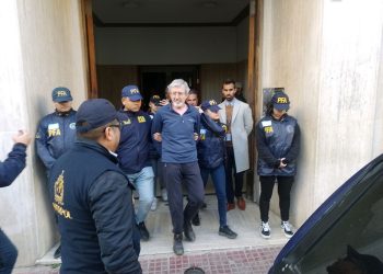 Leonardo Bertulazzi: «Hay un acuerdo entre Meloni y Milei para violar la convención de refugiados»