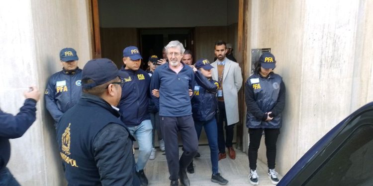 Leonardo Bertulazzi: «Hay un acuerdo entre Meloni y Milei para violar la convención de refugiados»