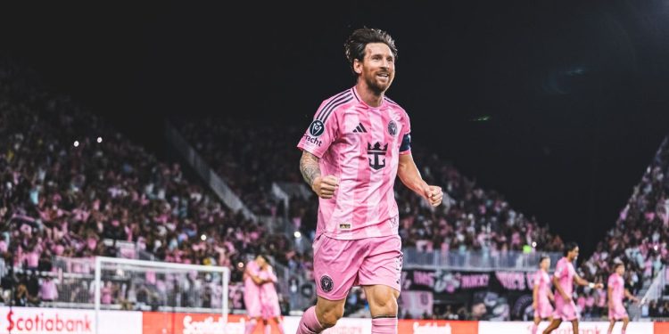 Lionel Messi y su hipnótica presencia: un rival llenará el estadio por primera vez en su historia