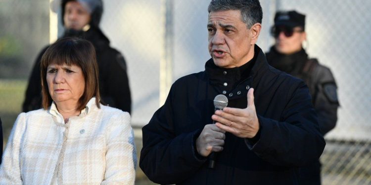 Marcha de jubilados: Justicia porteña desplazó a las fuerzas de Bullrich del operativo y ordenó que se haga cargo CABA