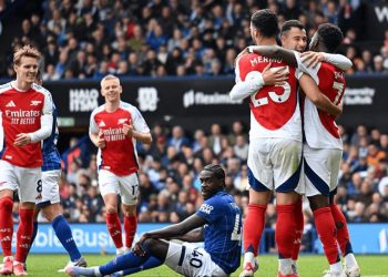 Premier League: Arsenal goleó al Ipswich Town y le negó momentáneamente el título al Liverpool