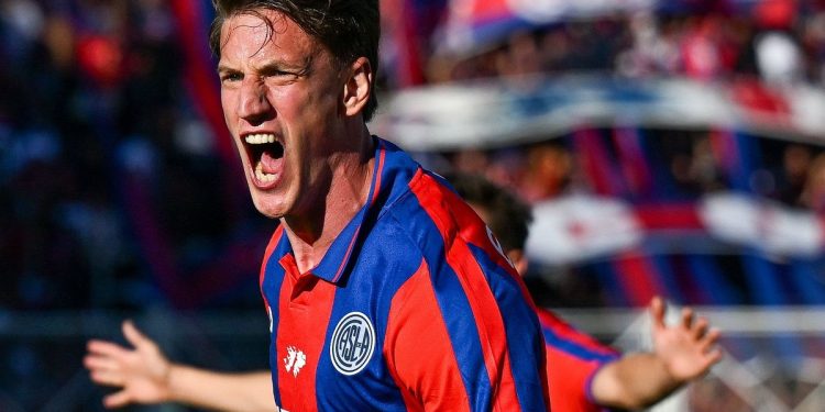 San Lorenzo dejó atrás el mal momento y se metió en octavos del Torneo Apertura