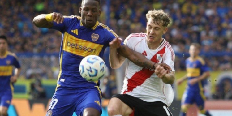 Superclásico River Plate vs Boca Juniors en vivo: a qué hora es, formaciones y dónde verlo