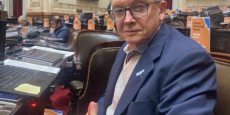 Pedrini: “Diputados de Milei y Zdero actuaron contra los jubilados y el Chaco”