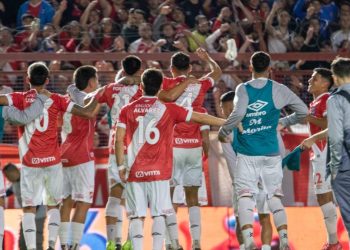 Argentinos Juniors sacó chapa de candidato, venció a Instituto y ya piensa en San Lorenzo