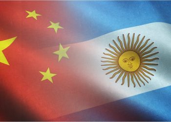 China apuntó contra un funcionario de Trump por “la intromisión de EEUU en el swap de monedas con Argentina”