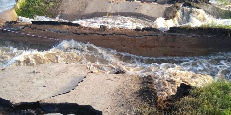Condenaron a productores de arroz por desviar un arroyo, provocar inundaciones y destruir una ruta