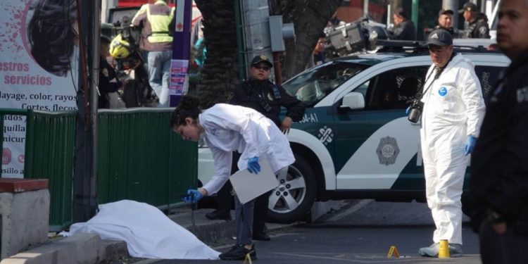 Doble crimen en Ciudad de México: asesinaron a tiros a la secretaria de la alcaldesa y a un asesor
