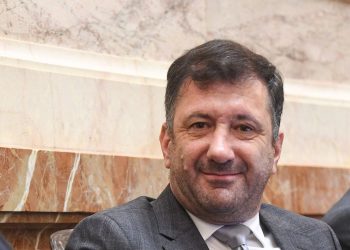 Edgardo Kueider aseguró no volver a la Argentina porque su destino “sería el penal de Ezeiza”