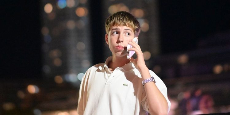 El joven influencer que conquista las redes sociales