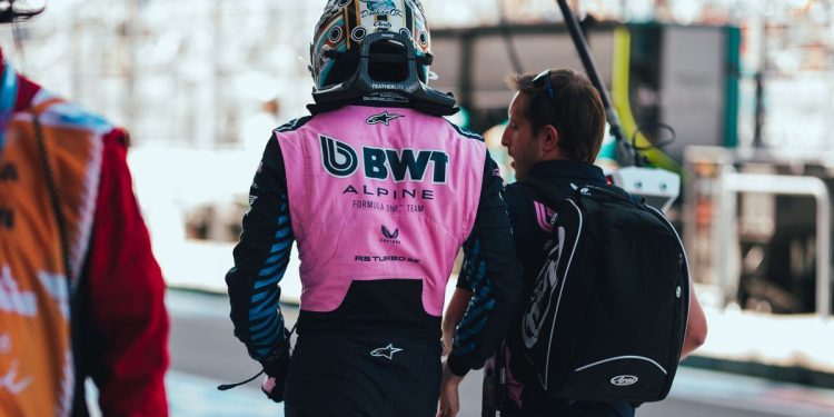 El padecimiento de Alpine: multa por error de Doohan y una qualy sprint llena de dudas