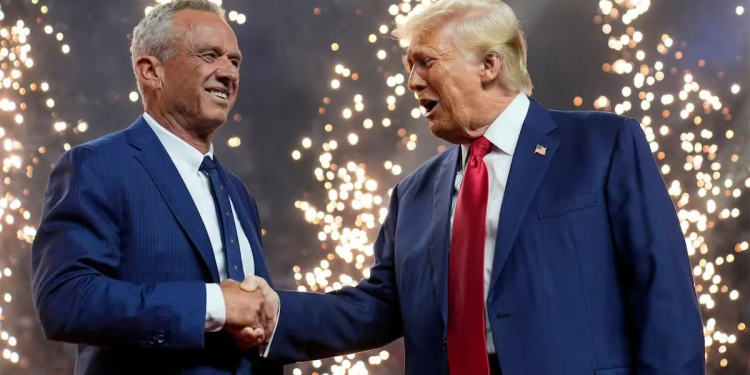 El secretario de Salud estadounidense, Robert F. Kennedy Jr., se reunirá con Javier Milei la próxima semana