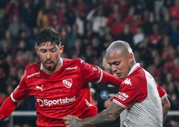 En un partido para el infarto, Huracán ganó por penales y jugará la final del Apertura