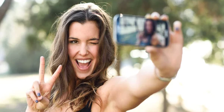 Esta nueva Inteligencia Artificial puede adivinar tu edad en base a una selfie