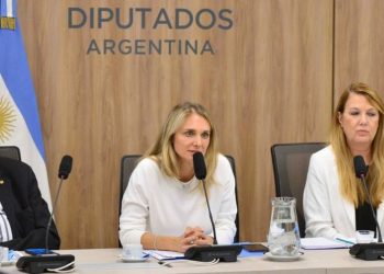 Jubilaciones: oposición negocia dictamen en Diputados sobre prórroga de la moratoria y aumento del bono