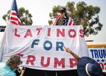 La Corte Suprema de EEUU permitirá revocar el estatus legal temporal de más de medio millón de inmigrantes