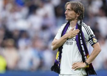 La leyenda del fútbol que escapó de la guerra y brilló en la Champions League