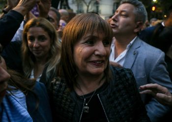 La ministra camaleón: junto a Karina Milei, Bullrich se afilió a La Libertad Avanza en Recoleta