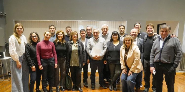 La UCR bonaerense se alinea y empieza a definir su estrategia electoral