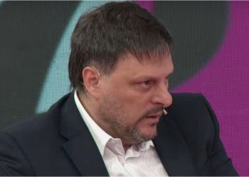 Leandro Santoro: “Esta elección es una oportunidad para también ponerle un límite a Javier Milei”