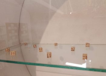 Los espejitos de colores de los españoles existen y están en Puerto Gaboto