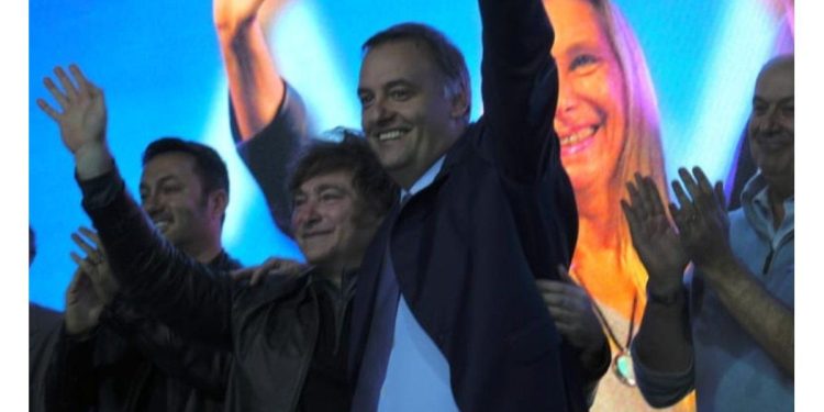 Manuel Adorni aseguró que “partió al medio” al PRO con su triunfo en las elecciones