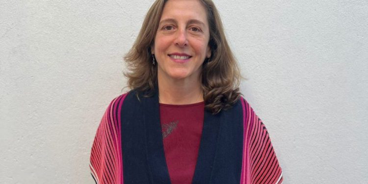 Marcela Velurtas: «Se buscan golpes de efecto, no pensar y reflexionar»