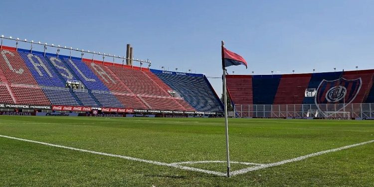 Otra pésima noticia para San Lorenzo: recibió una inhibición de la FIFA por tiempo indeterminado