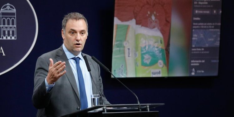 PAMI: tras el escándalo, el Gobierno modifica el método de reparto de pañales