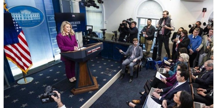 Polémica en EEUU: Donald Trump habilitó conferencias en la Casa Blanca para infuencers oficialistas