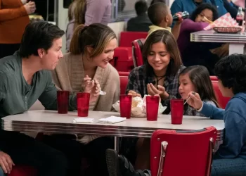 Recomendados de Netflix: ¿se puede aprender a ser padres en tiempo récord? Esto propone una divertida comedia de casi dos horas