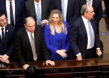 Senado: el oficialismo bloqueó la citación a Karina Milei y Luis Caputo por la estafa $LIBRA