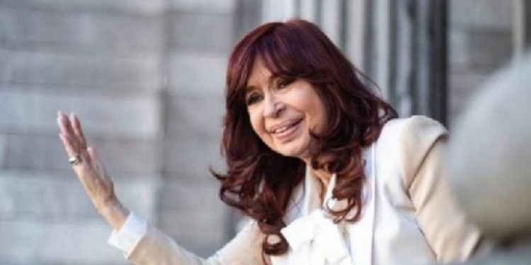 Cristina presa y los peronistas en libertad condicional