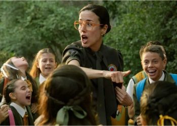 Ambición, traición y la caída del poder: el nuevo éxito del creador de “La casa de las flores” ya llegó a Netflix