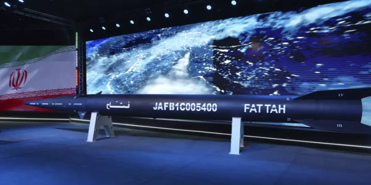 Cómo es Fattah, el misil hipersónico de Irán que us contra Israel en la guerra