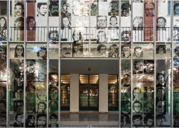 El Gobierno desplazó a la directora del Museo Sitio de Memoria ESMA y generó el rechazo de los sobrevivientes