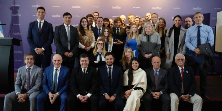 El Gobierno mira tiempos electorales y busca frenar la actividad en el Congreso