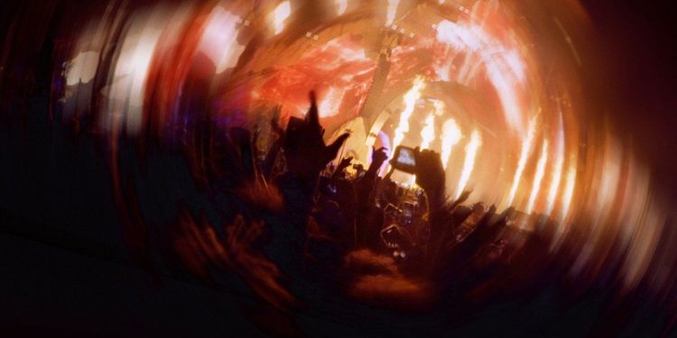 El nuevo documental de Netflix sobre una de las catástrofes recientes en la música: “Fiasco total: La tragedia de Astroworld”